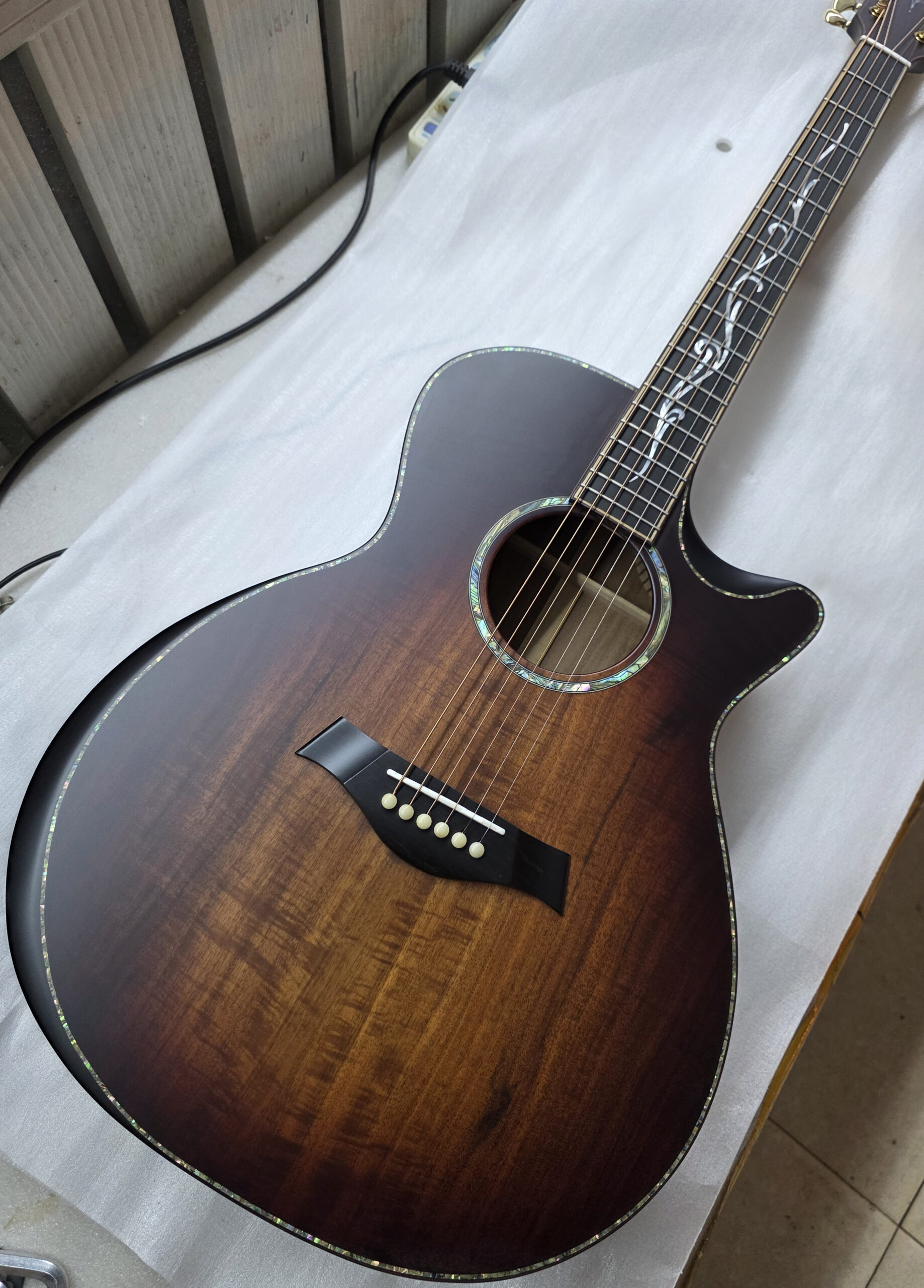 [Custom]K24 Satin Deposit – Glory Guitar