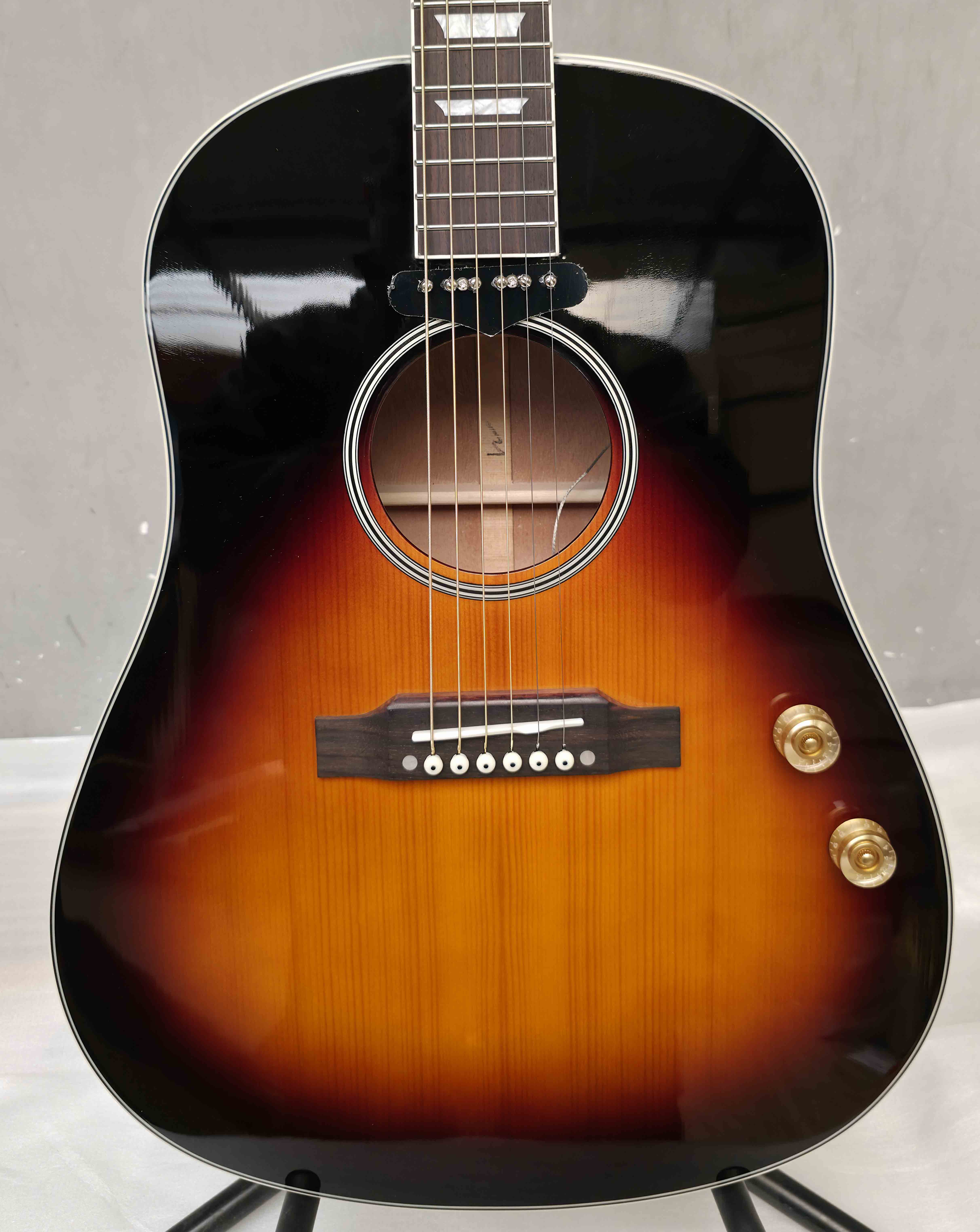 J160E